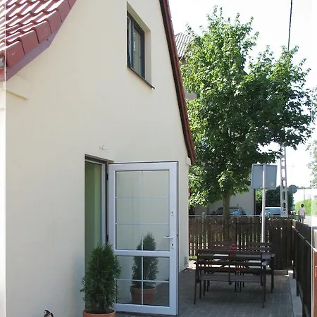 ホームステイ Letni Wiatr Retro